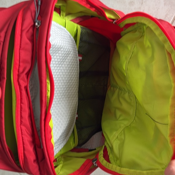 Osprey Radial 26L stand up backpack - Picture 9 of 12